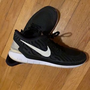 Men’s Nike Running Barefoot Ride 5.0 shoes